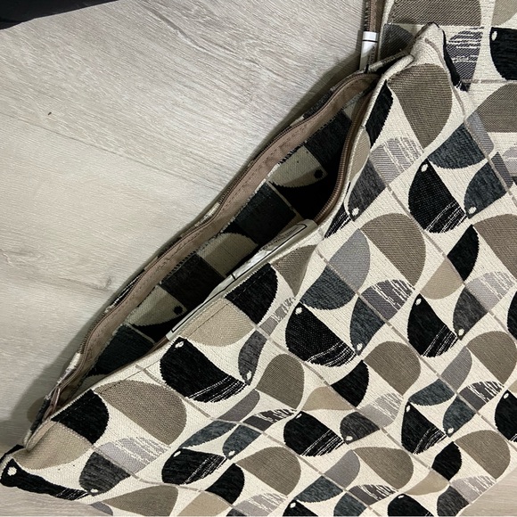 NEW! Pillow Covers Set of Two 18”x18” - Picture 6 of 8